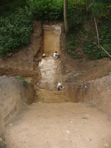 Le fossé décapé selon sa pente d'origine. 